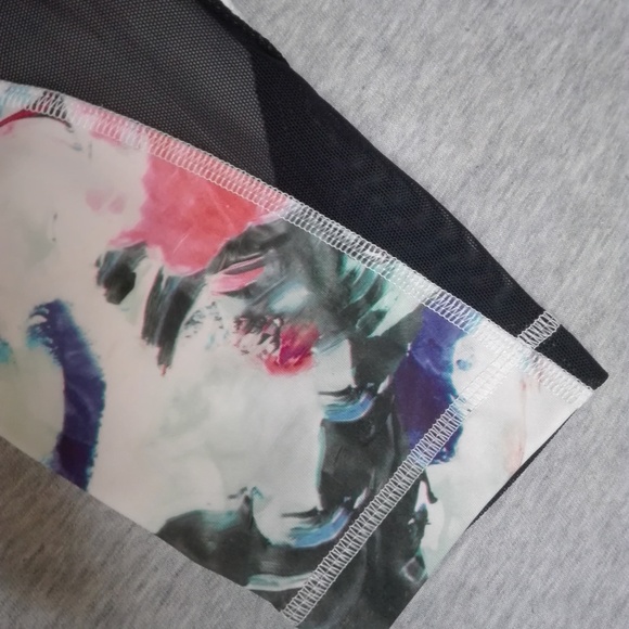 !!! 20$ ADD ON !!! lululemon leggings size 4 - Picture 5 of 9